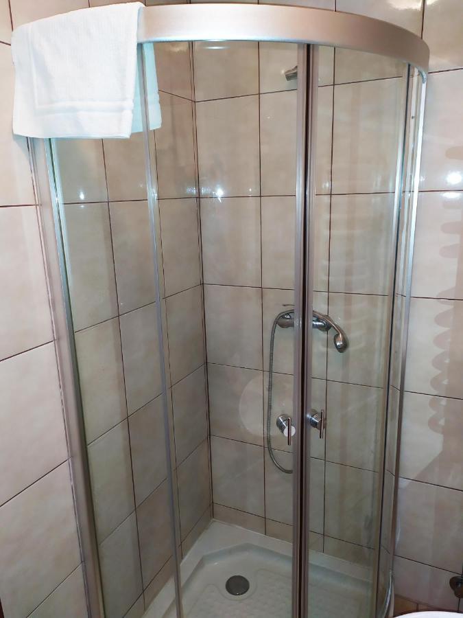 Gosciniec Czarci Mlyn Bed and Breakfast Będzin Εξωτερικό φωτογραφία
