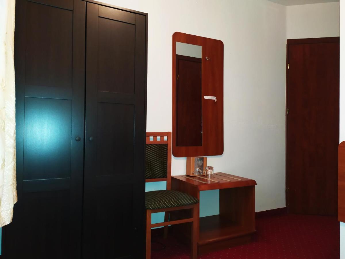 Gosciniec Czarci Mlyn Bed and Breakfast Będzin Εξωτερικό φωτογραφία